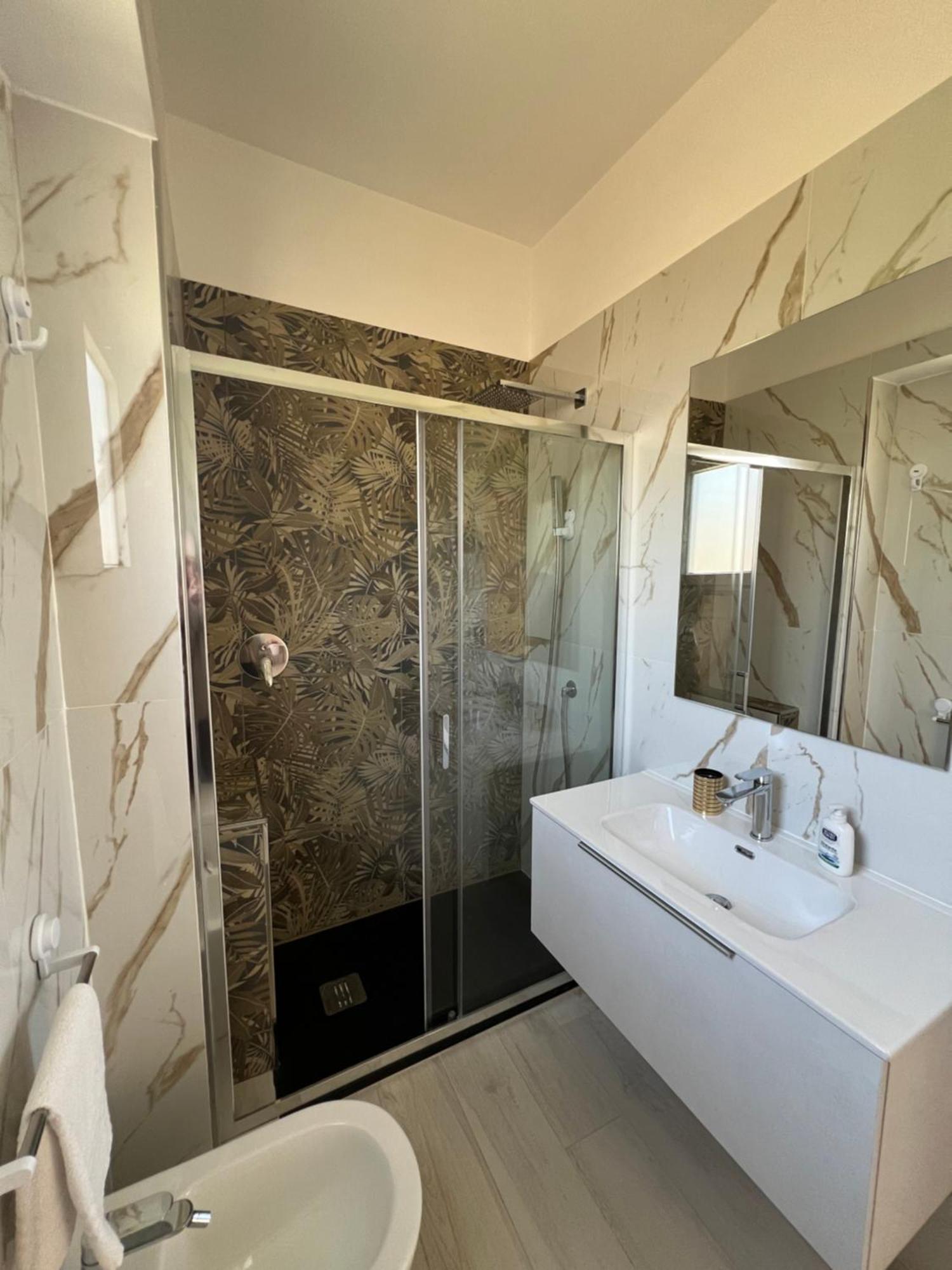 Brass Apartment Castellammare di Stabia Luaran gambar
